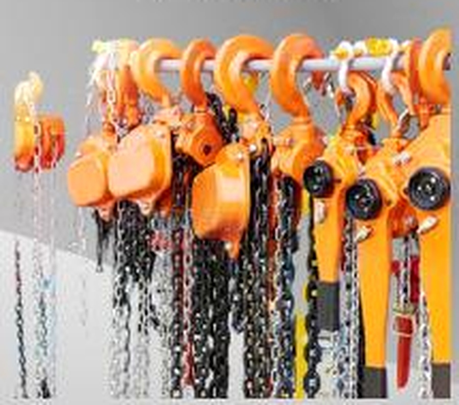 Lifting and rigging equipment